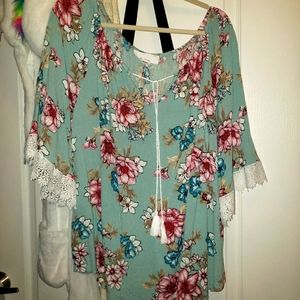 Plus sized 4x blouse